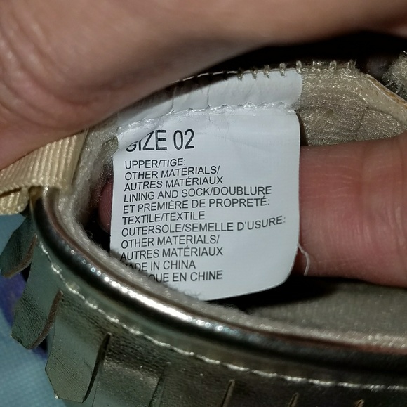Gymboree Gold Crib Shoes, size 2 - Picture 6 of 6